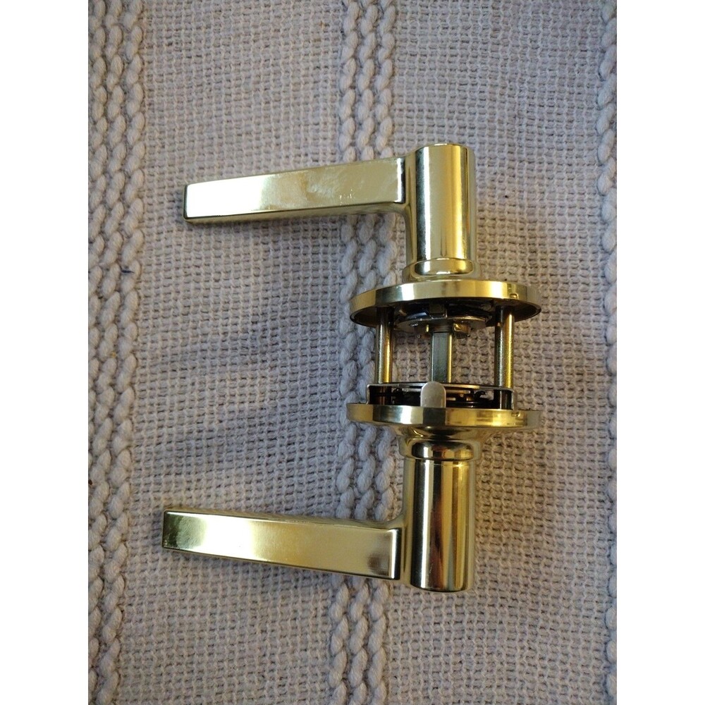Amazon Basics Manchester Polished Brass Passage Door Handle